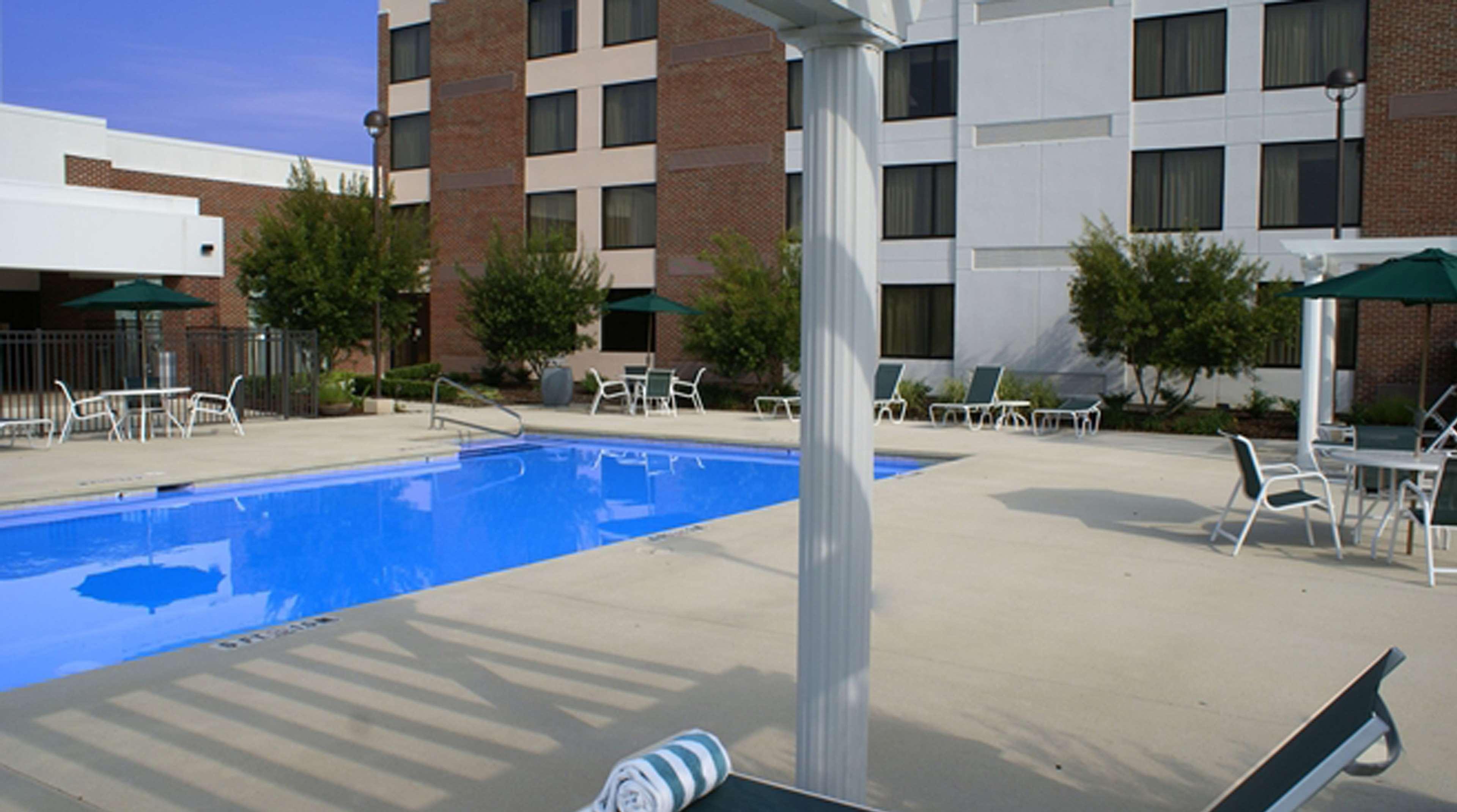 Doubletree By Hilton Rocky Mount Hotel Eksteriør billede