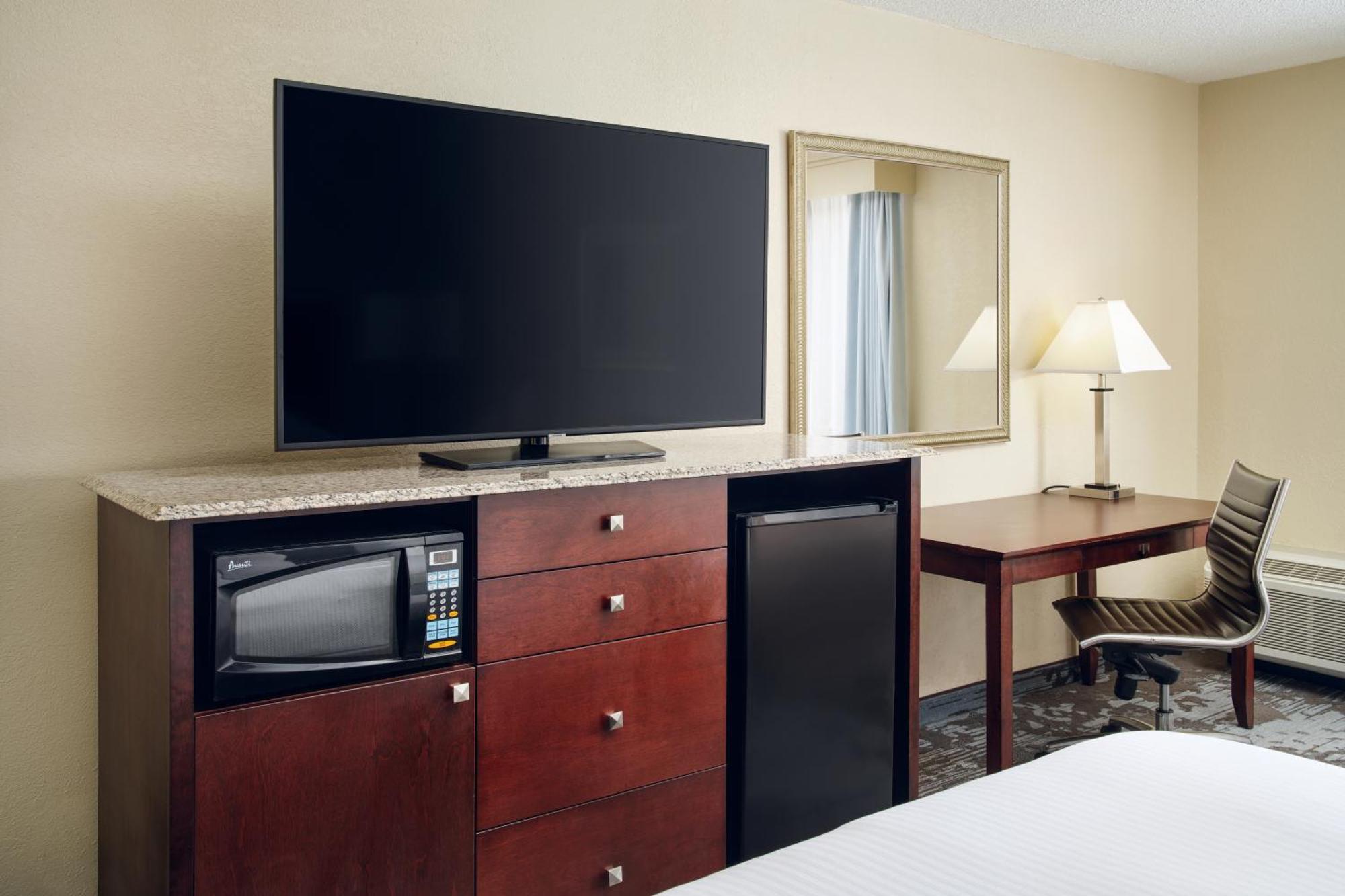 Doubletree By Hilton Rocky Mount Hotel Eksteriør billede